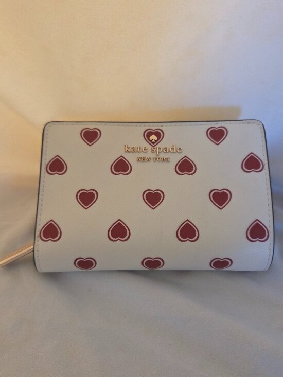 kate spade Handbags - Kate Spade Cream Heart Print Wallet - Medium Zip Around -- Card Organizer